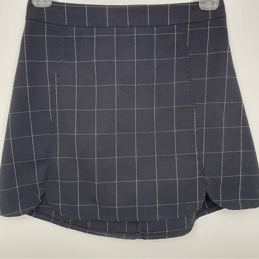 Brandy Melville black plaid mini skirt